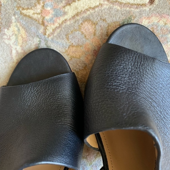 Marc Fisher LTD Waleis‎ Slingback Heels - Picture 4 of 9